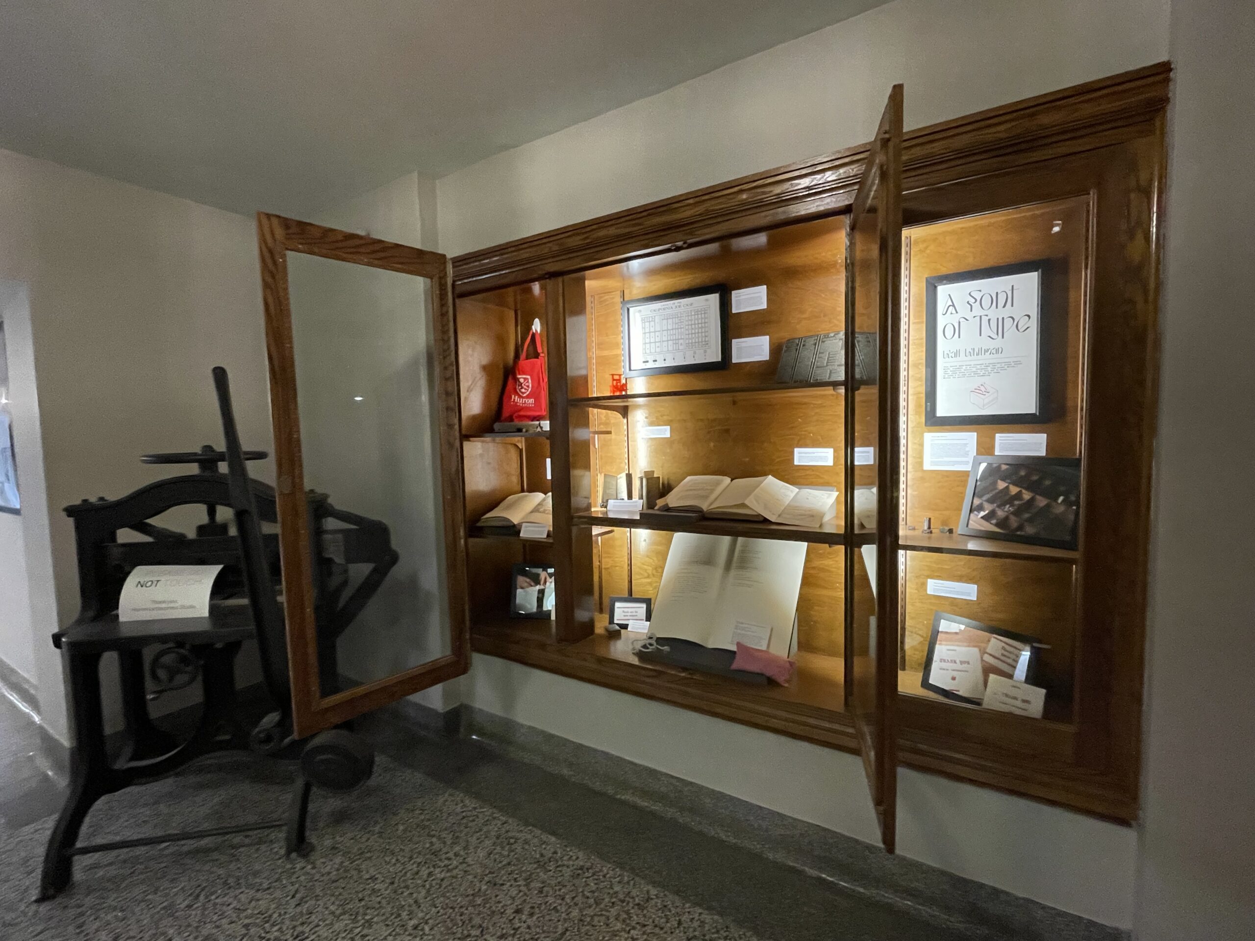 Letterpress display case